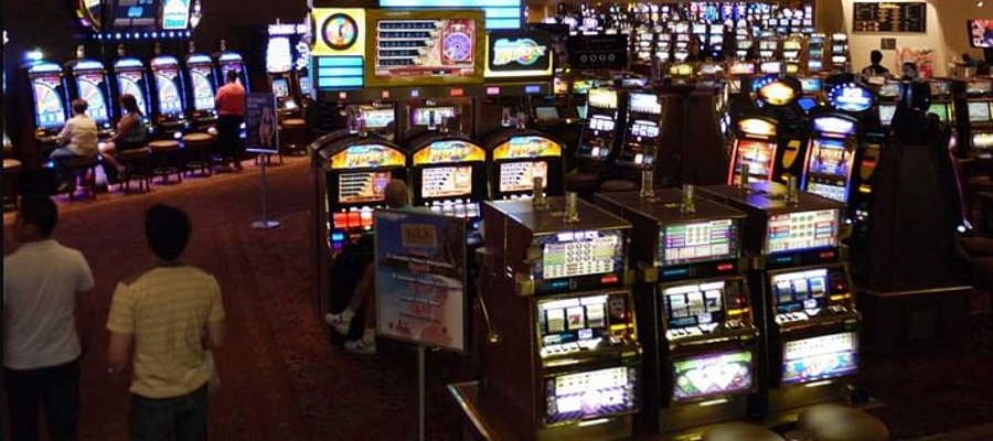 カジノスロットで勝てる確率は?勝ちやすい機種は?